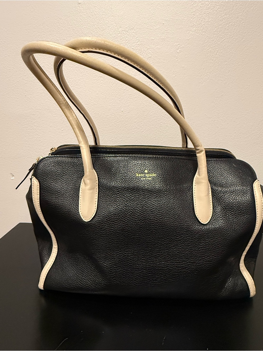 kate spade Black and Cream Leather Top-Handle Tote